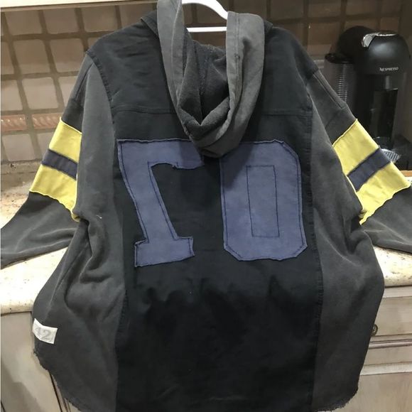 Free People Varsity Graphic HoodedOversize Letter Embroidery Piecing Raw Rounded - Picture 6 of 7